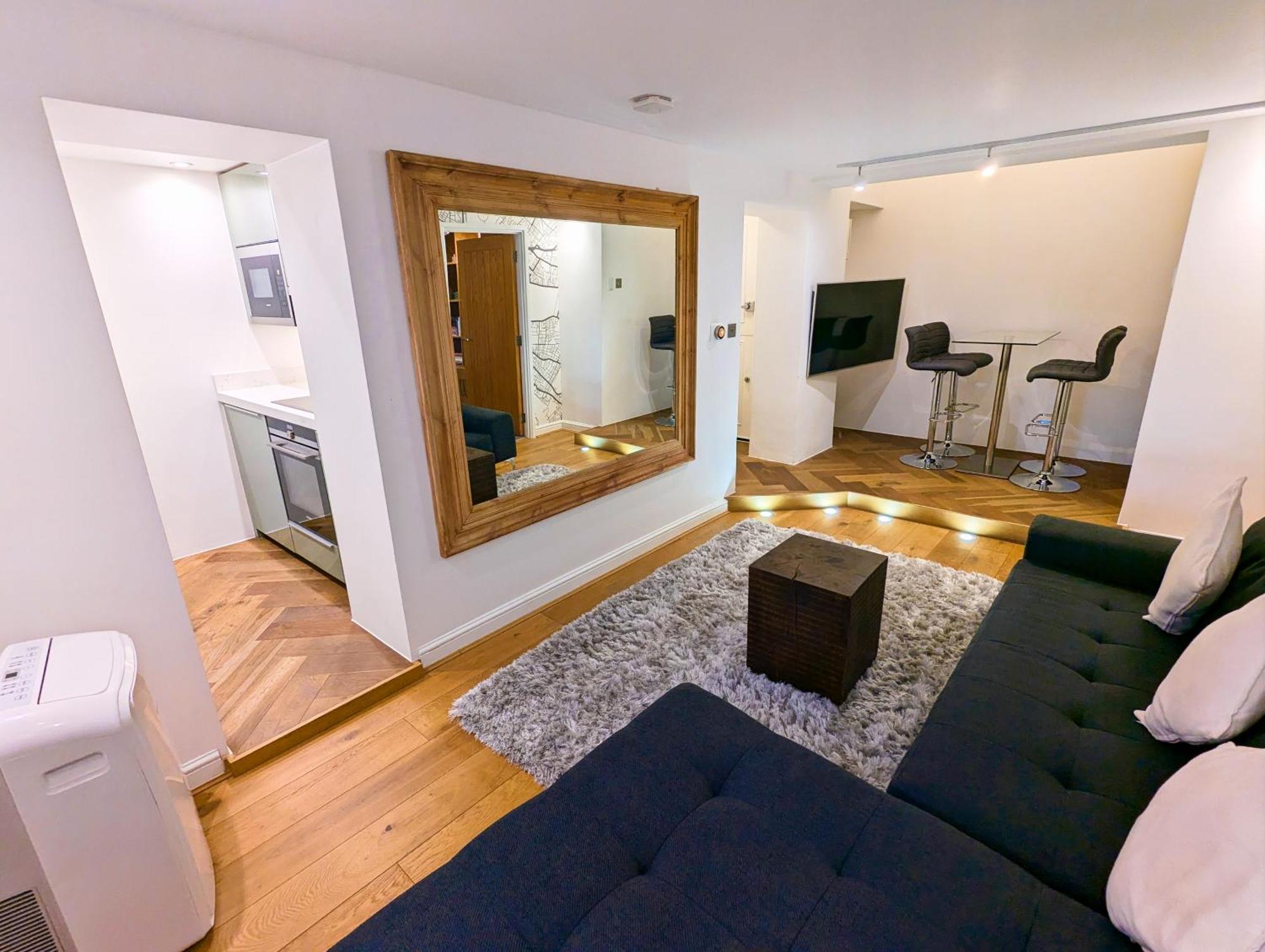 Modern 1 Bedroom Apartment In Kensington Londra Exterior foto