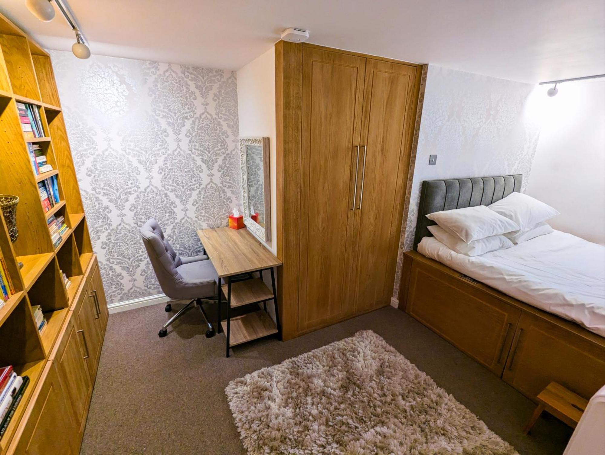 Modern 1 Bedroom Apartment In Kensington Londra Exterior foto